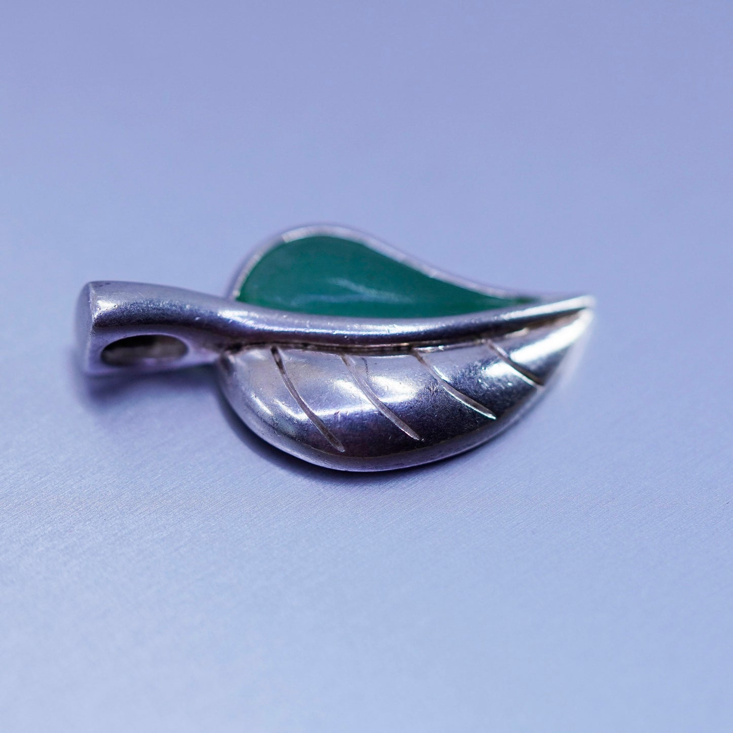 antique sterling 925 silver leaf pendant with green jade