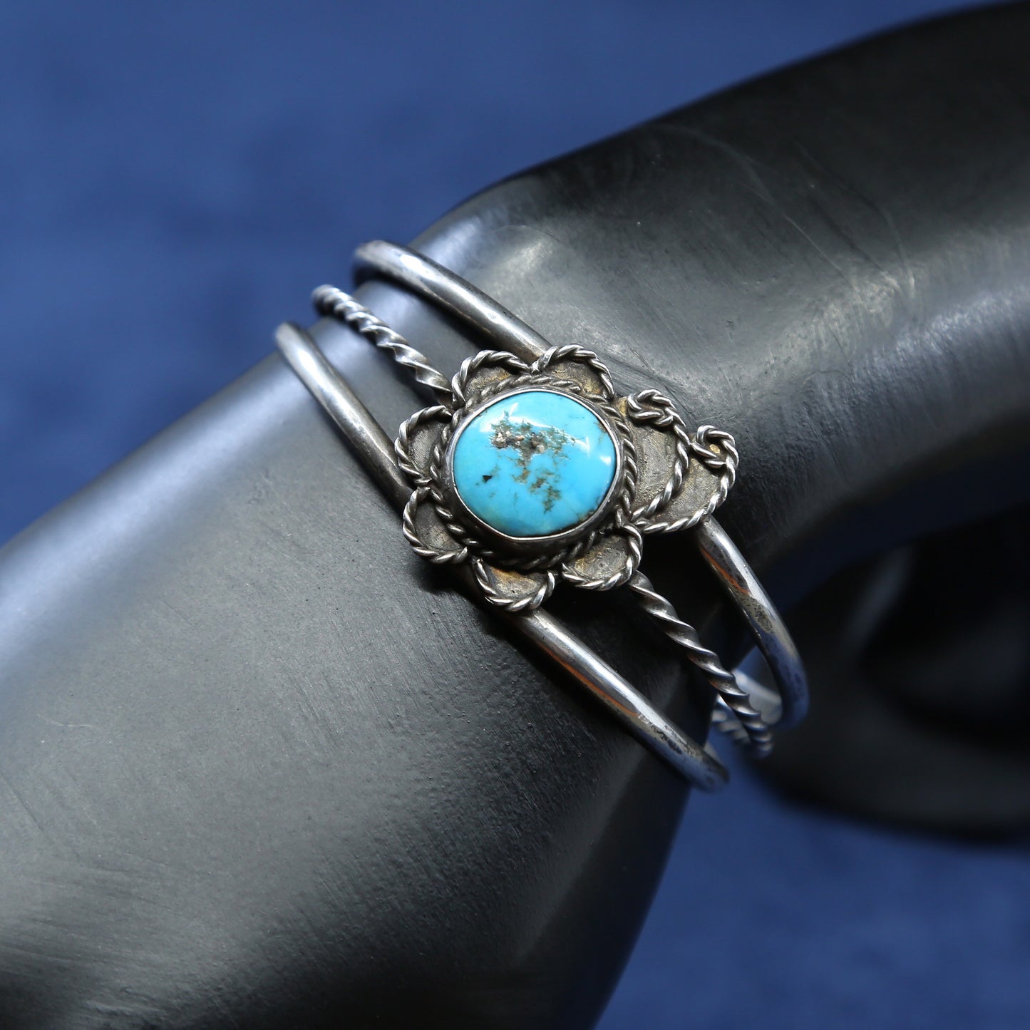 6.25", navajo Native American Sterling silver bracelet, 925 cuff w/ turquoise
