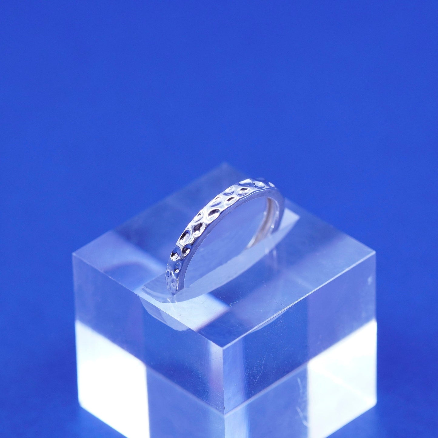 Size 7, vintage Sterling silver handmade ring, hammered 925 wedding band
