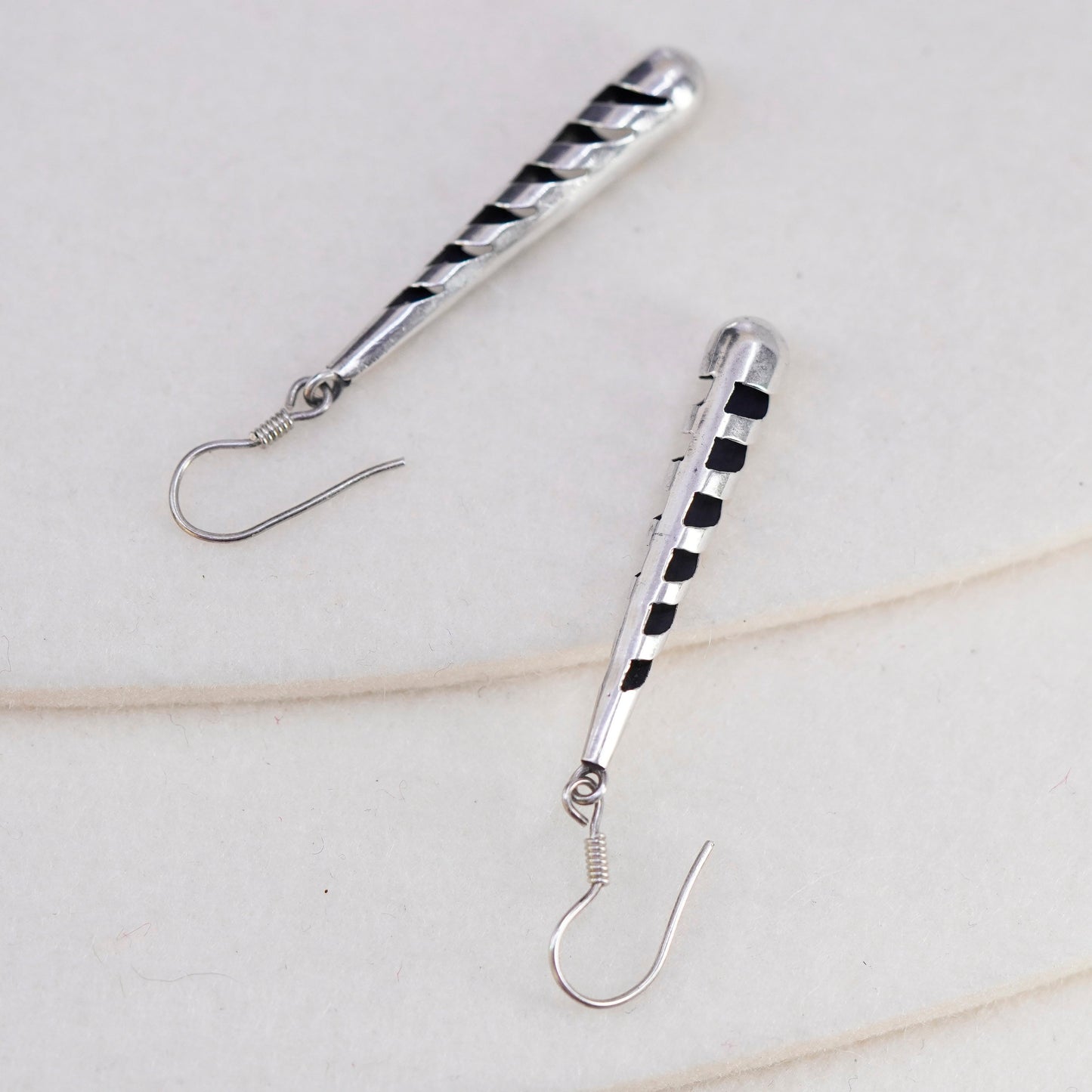 Vintage Italian Sterling 925 silver filigree teardrop earrings
