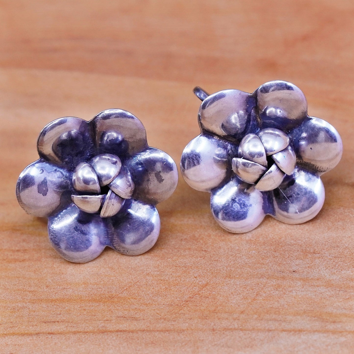 Vintage Sterling silver handmade screw back earrings, 925 flower