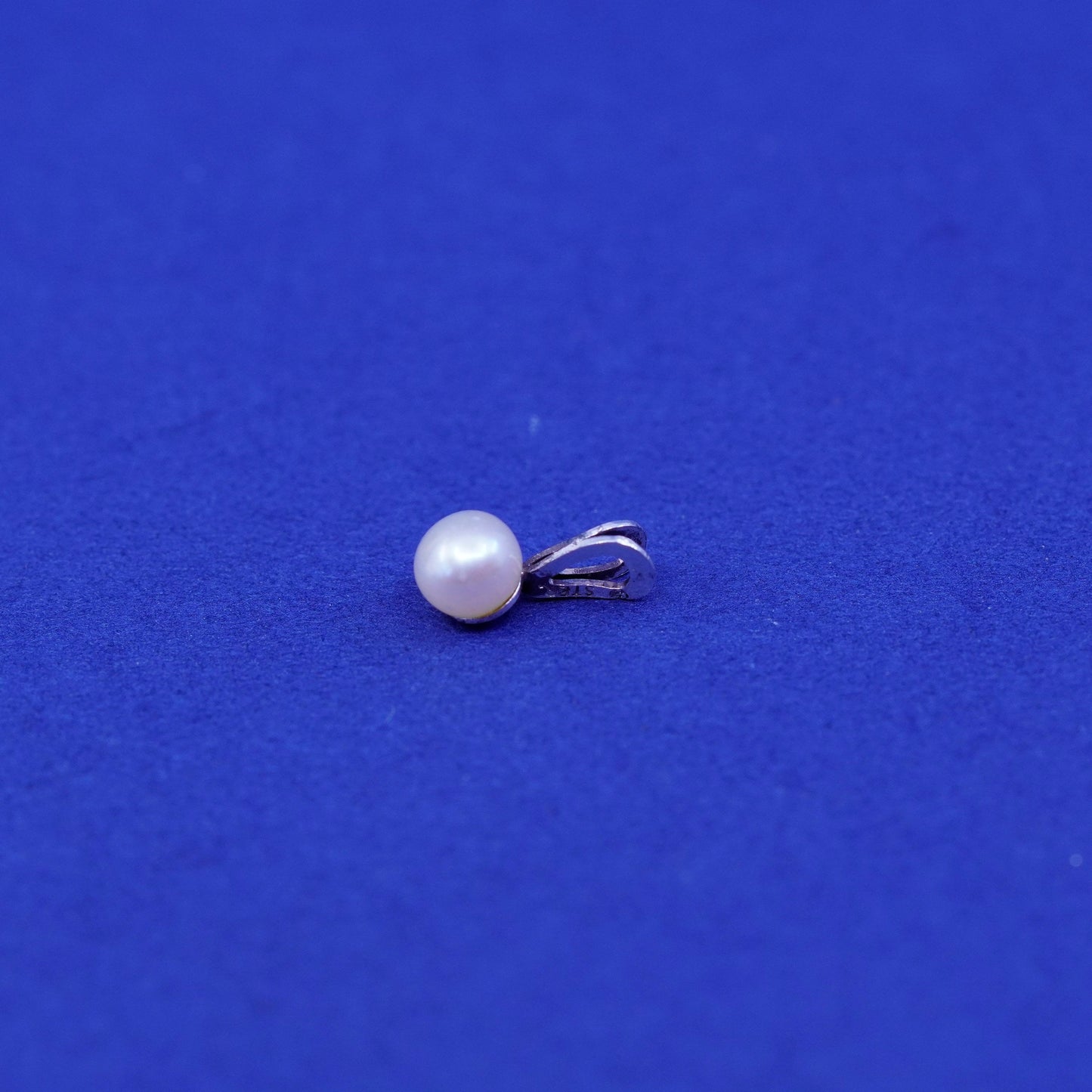 Vintage Sterling silver pendant, charm with pearl