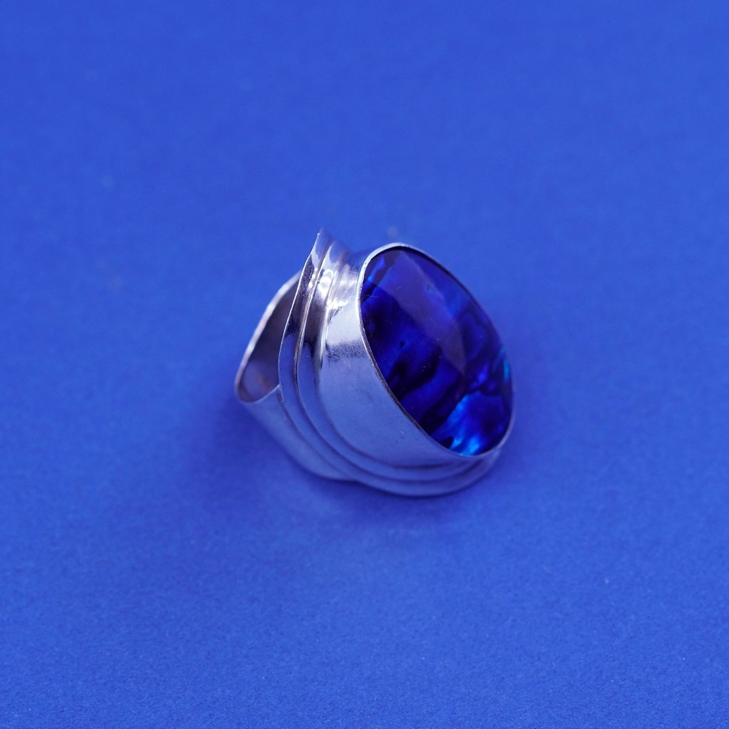 Size 6.25, vintage sterling 925 silver handmade ring with oval abalone