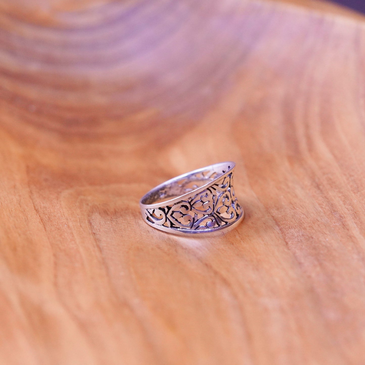 Size 8, vintage Sterling 925 silver handmade ring, filigree band