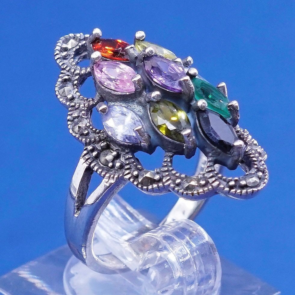 Size 5.75, sterling 925 silver ring, cluster crystal cocktail ring N marcasite