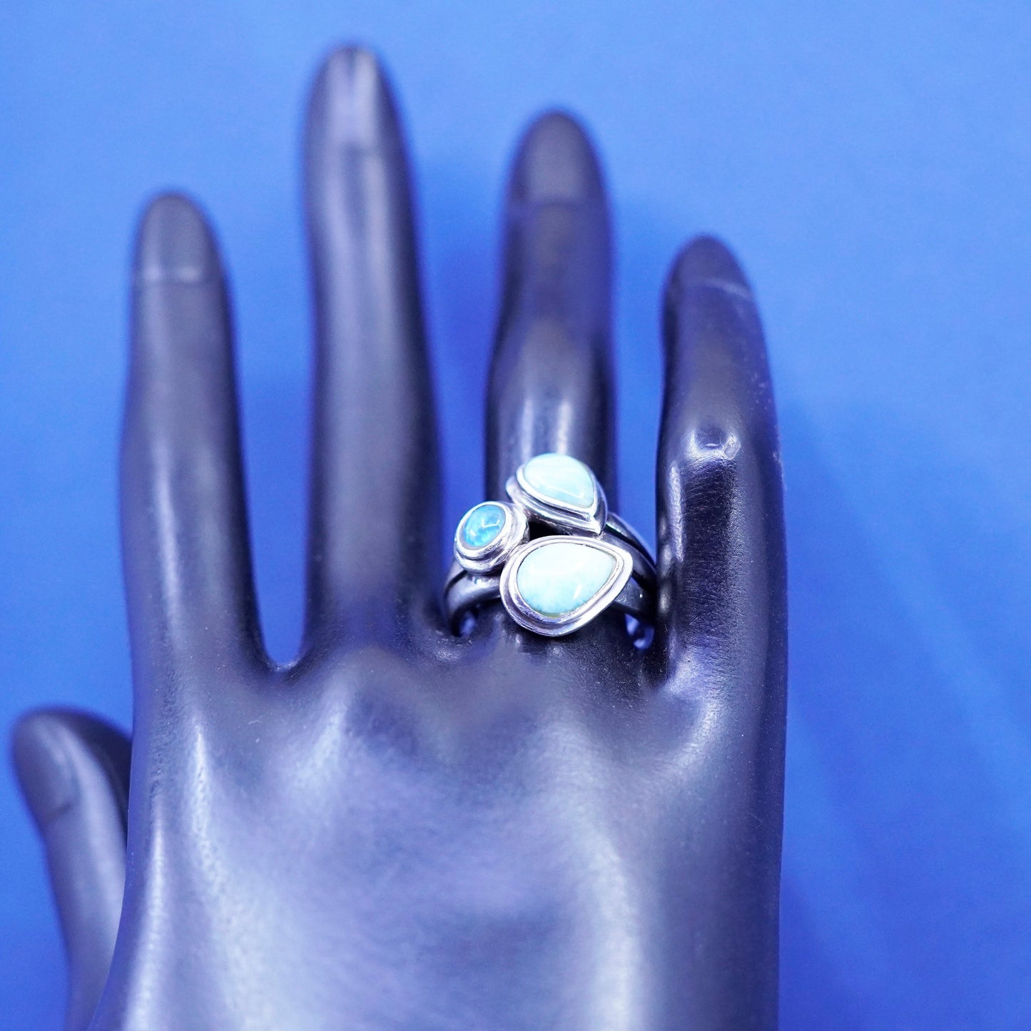 Size 8, Vintage sterling 925 silver handmade ring with teardrop larimar N opal