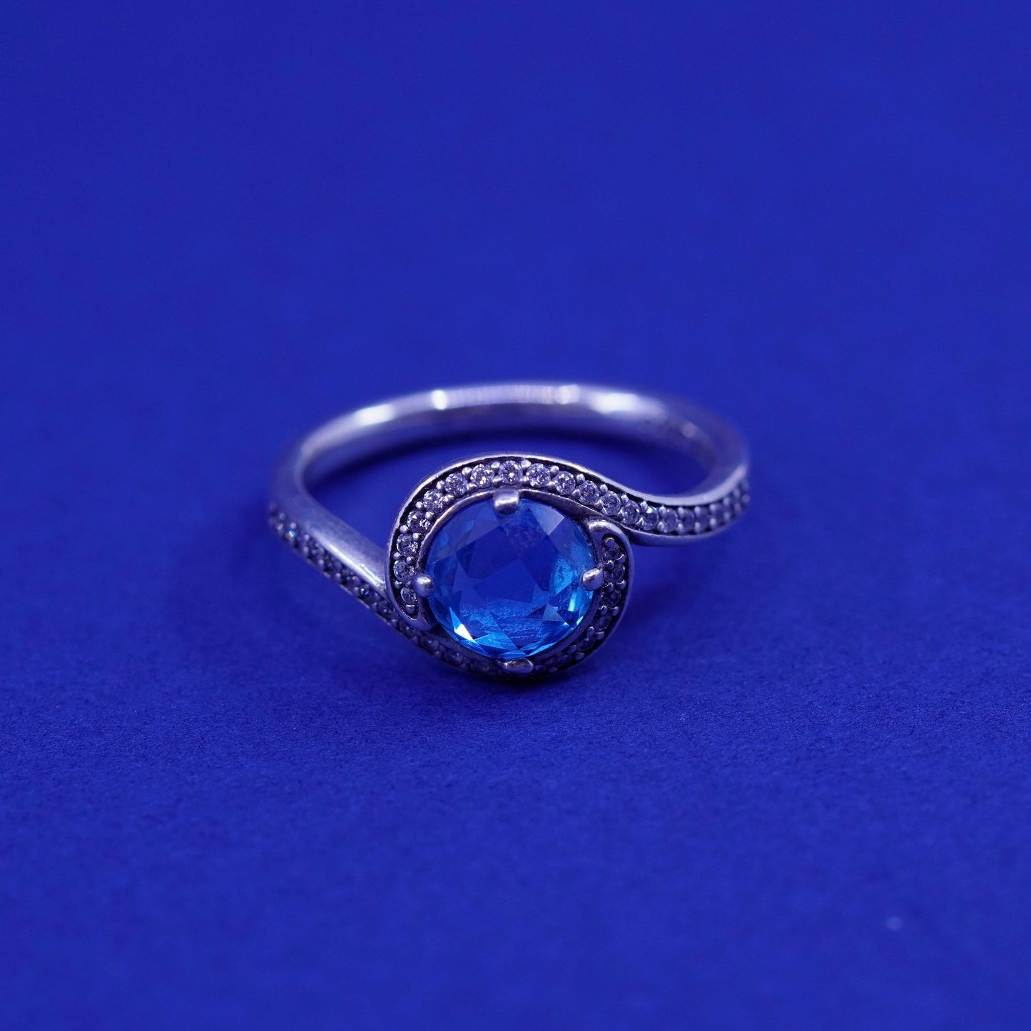 Size 7.25, vintage ALE sterling 925 silver engagement ring with blue cz