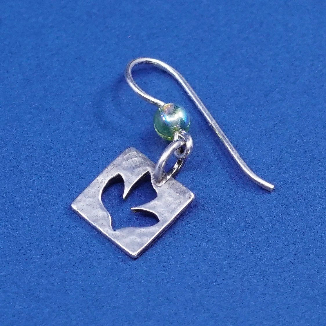 vtg DO sterling silver handmade earrings, 925 w/ square shaped tag N leaves