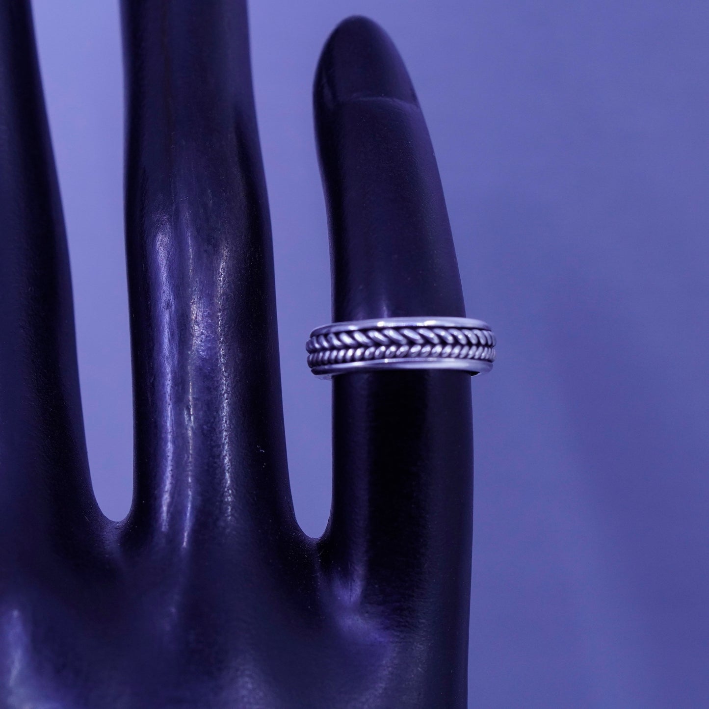 Size 3, vintage BA Suarti Sterling 925 silver open pinky ring, band with cable
