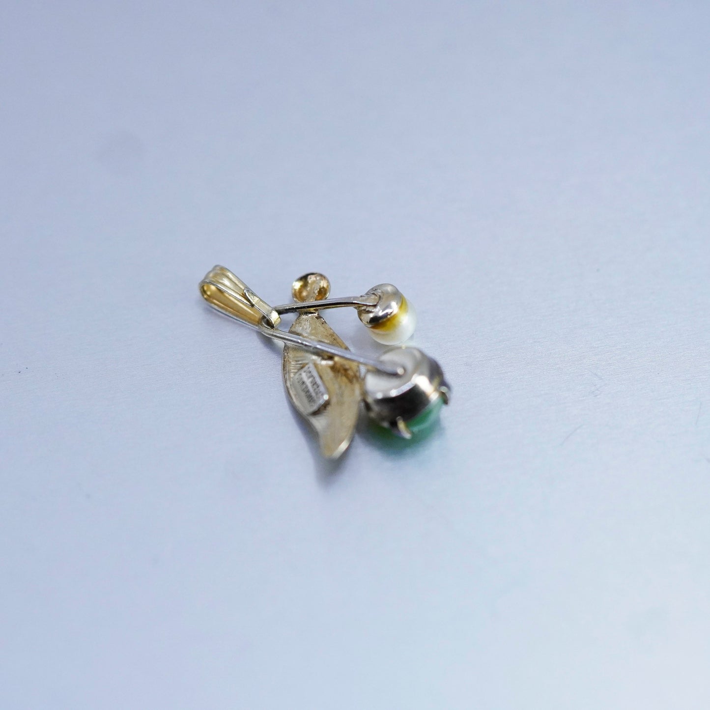 Sorrento vermeil gold over sterling 925 silver leaf pendant with jade pearl