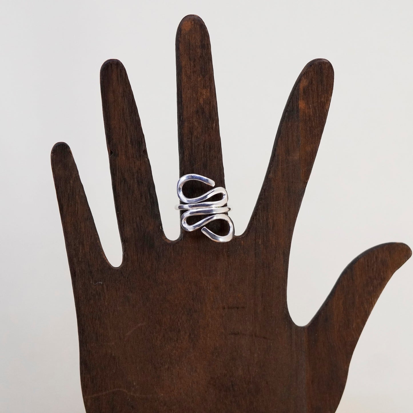 Size 6, vintage Sterling silver handmade ring, southwestern 925 swirl band