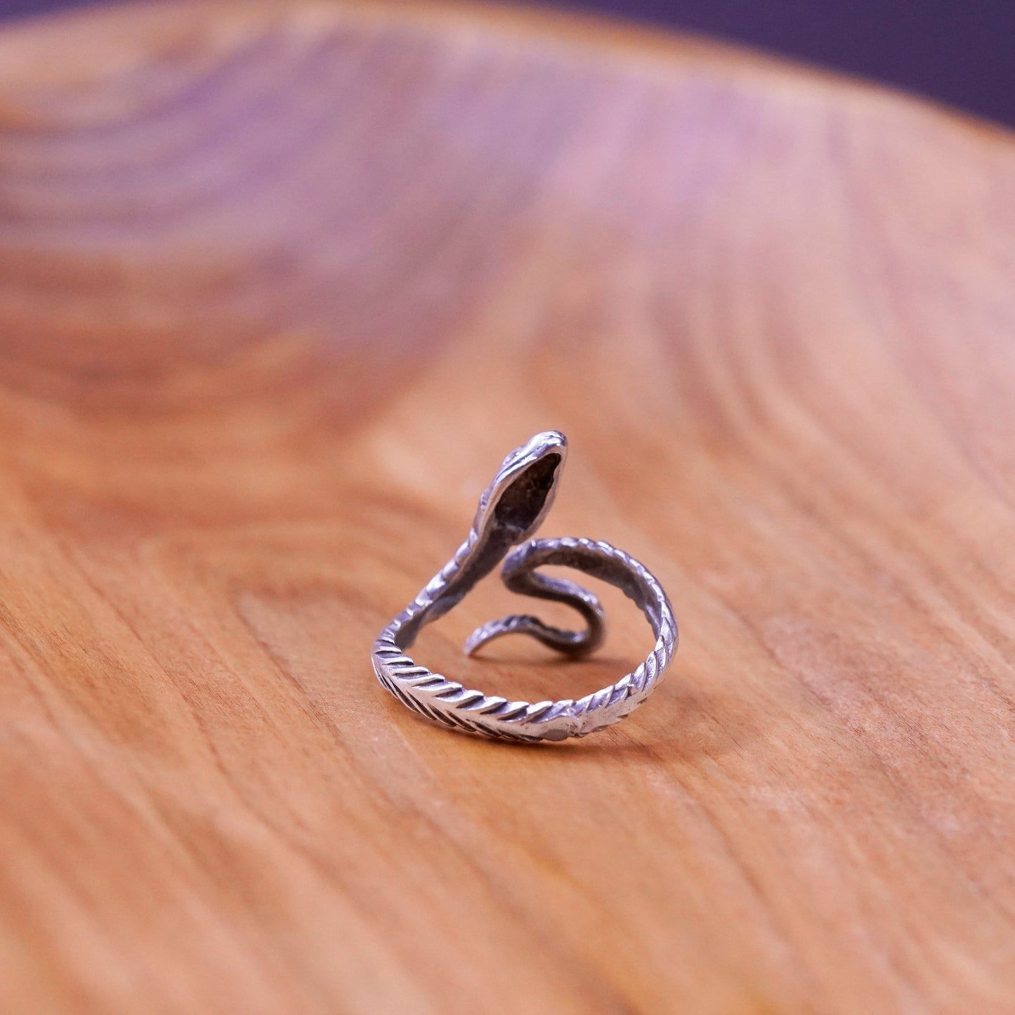 Size 8.5, vintage Sterling silver handmade ring, 925 snake band