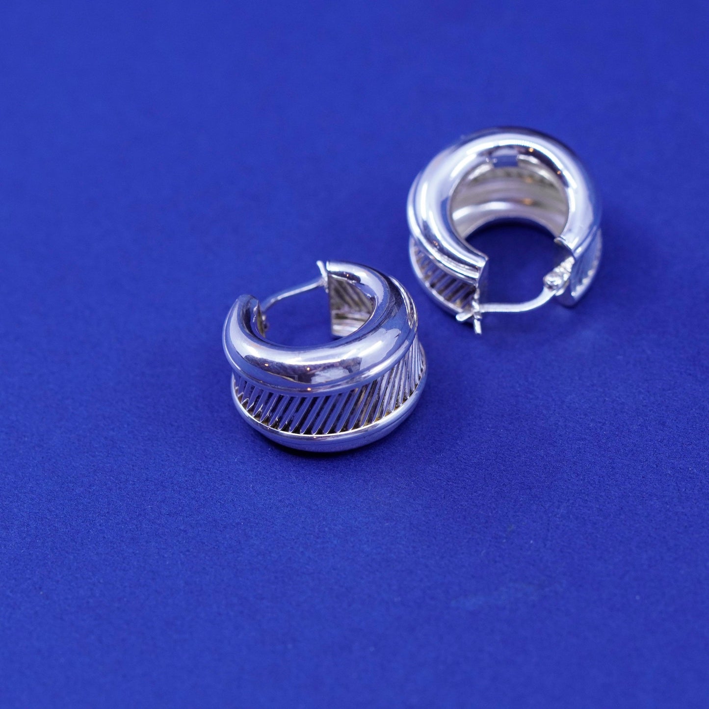 0.75”, sterling 925 silver loop earrings, lightweight Huggie Hoop Earrings
