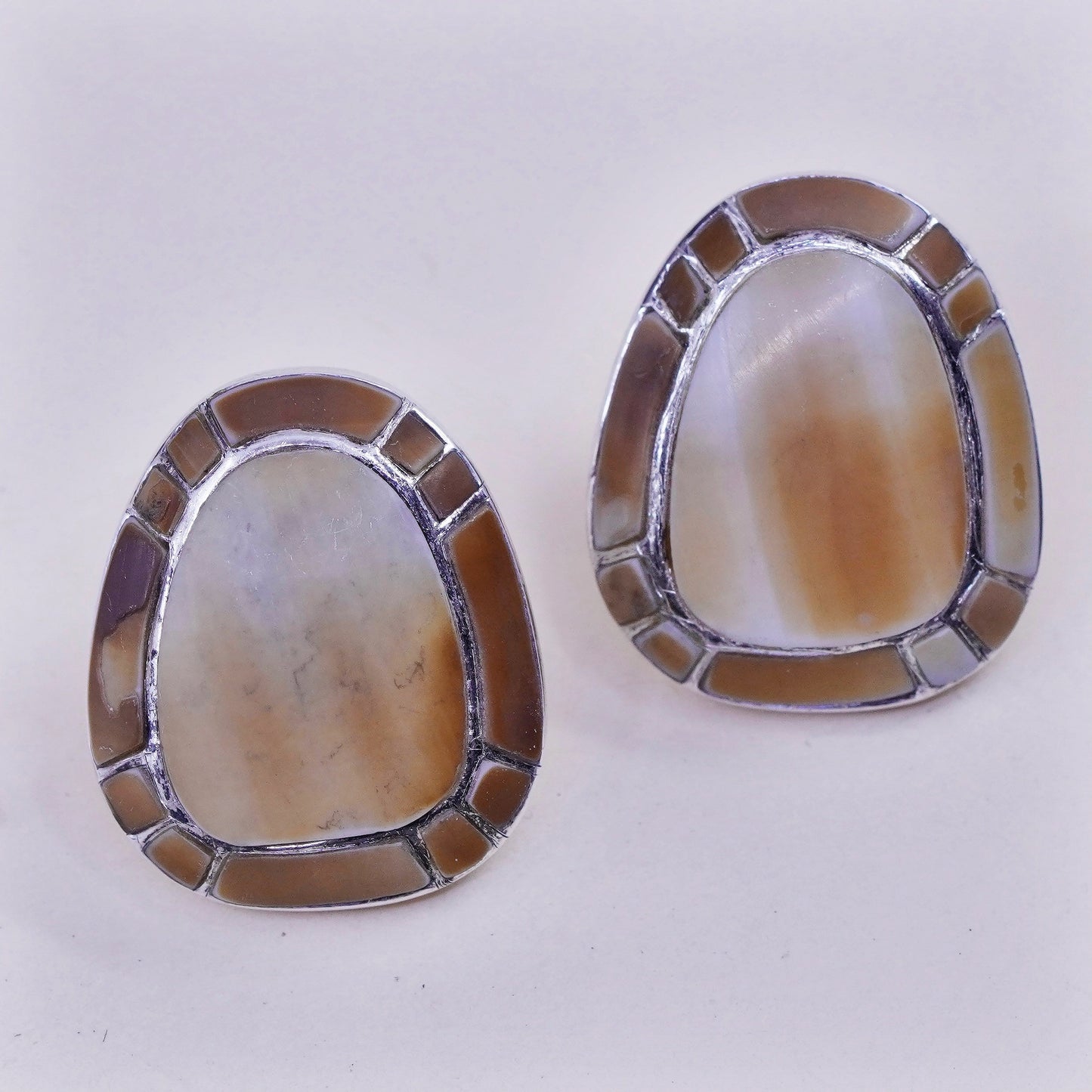 Vintage peyote bird sterling 925 silver handmade studs earrings with shell