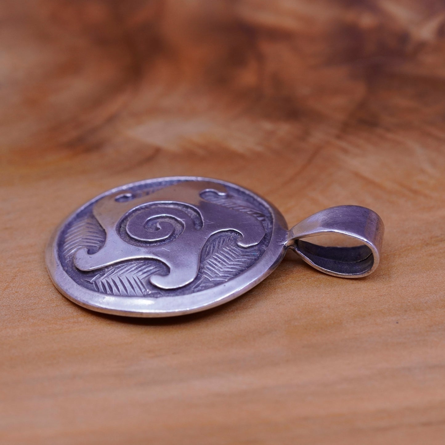 KIYO Native American Sterling Silver handmade Pendant, 925 Hopi Swirl circle