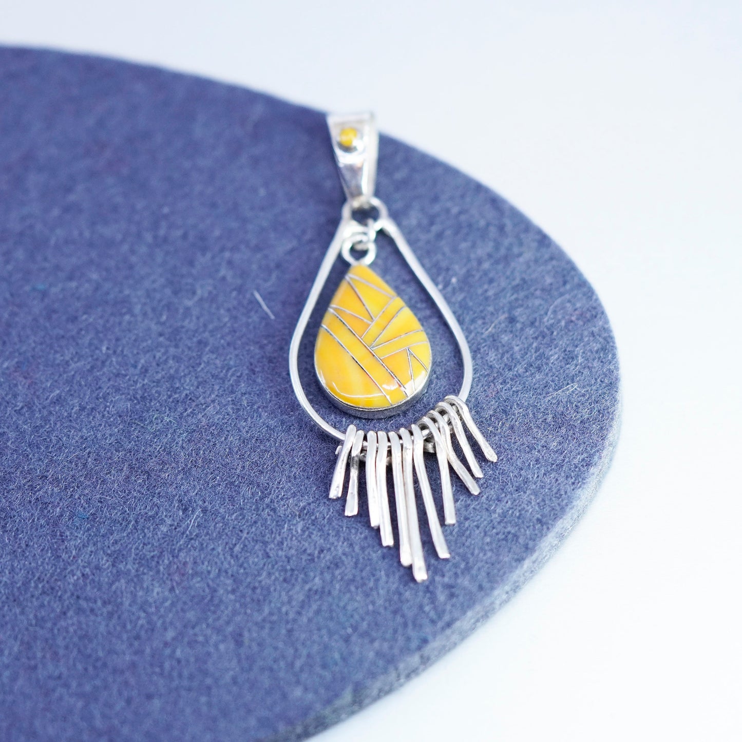 Native American zuni sterling 925 silver pendant with golden agate and fringe
