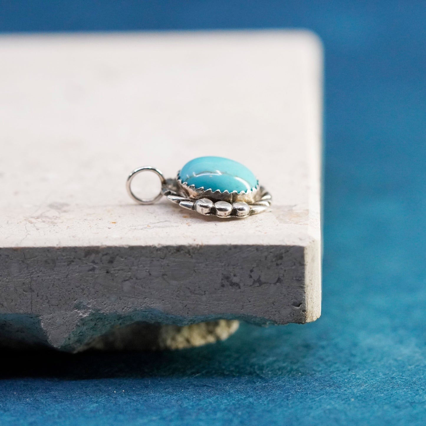 Vintage Native American navajo Sterling 925 silver handmade pendant turquoise