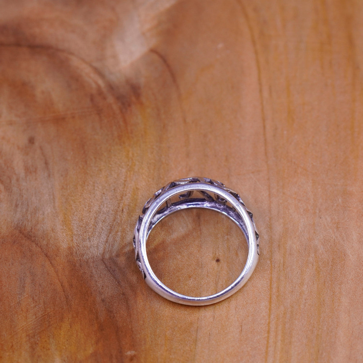 Size 8, Sterling silver handmade ring, southwestern, 925 filigree swirl band