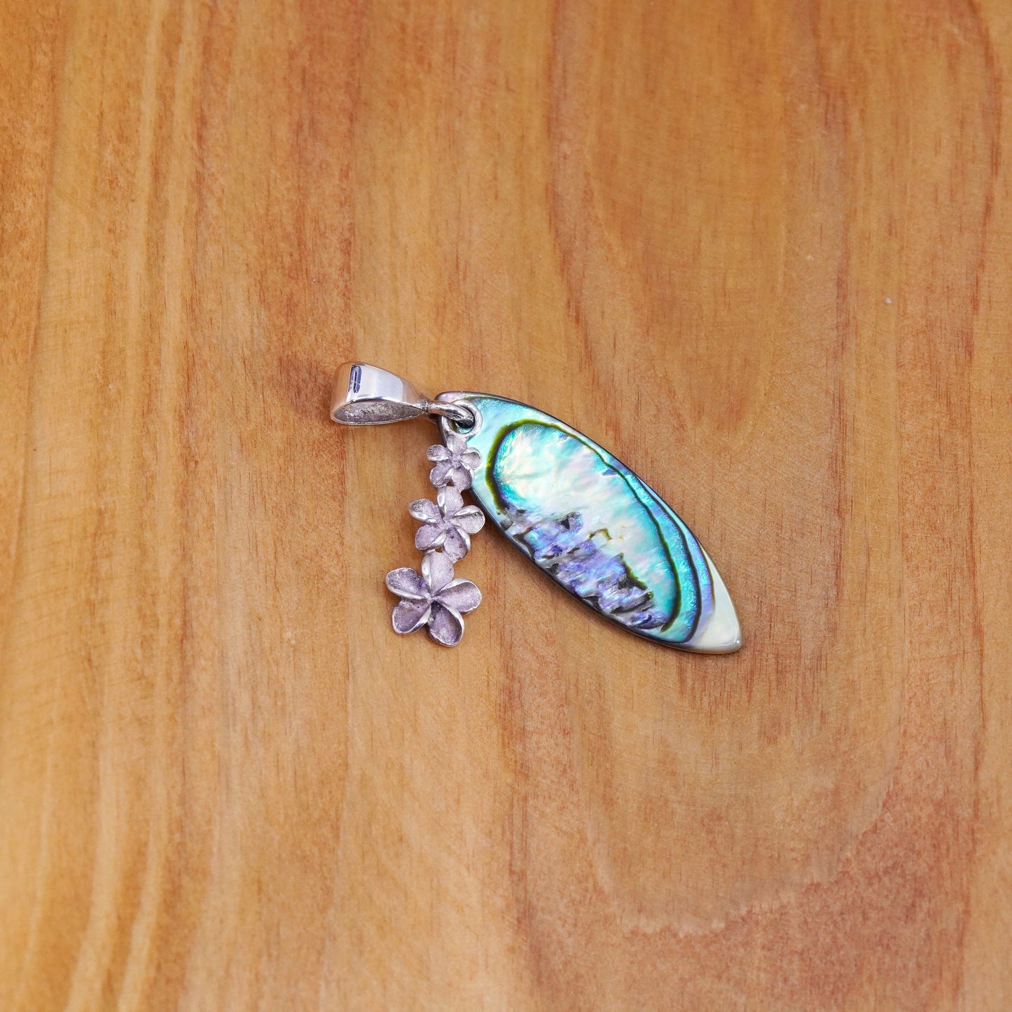 Vintage AIC Sterling 925 silver handmade plumeria flower pendant with abalone
