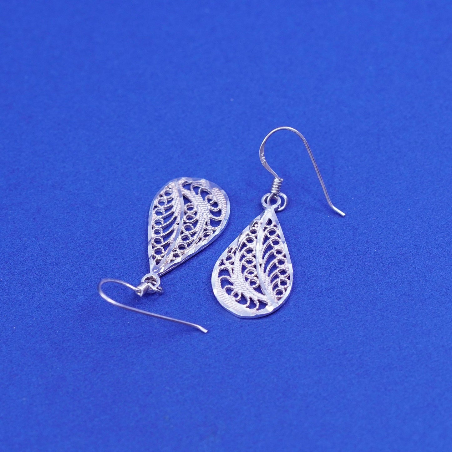 Vintage Sterling silver modern earrings, 925 teardrop Dangles