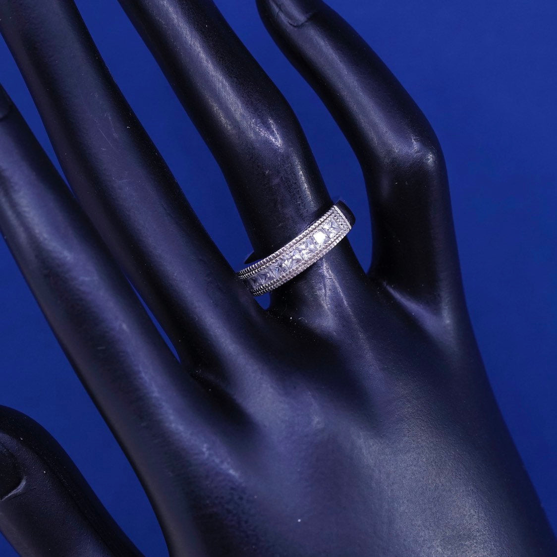 sz 6, vtg Sterling silver wedding ring, 925 band w/ clear crystal