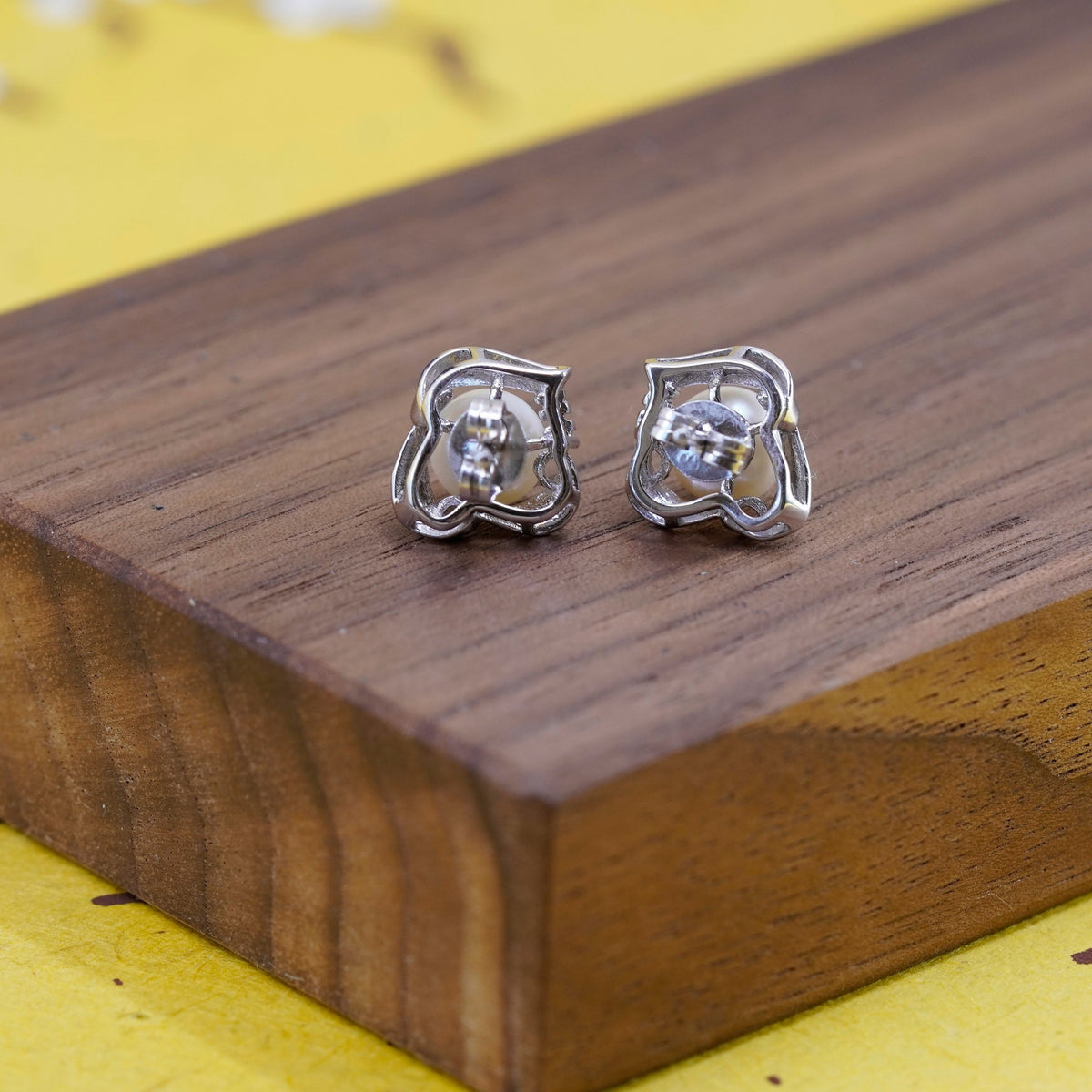 Vintage Sterling silver handmade earrings, 925 studs with pearl