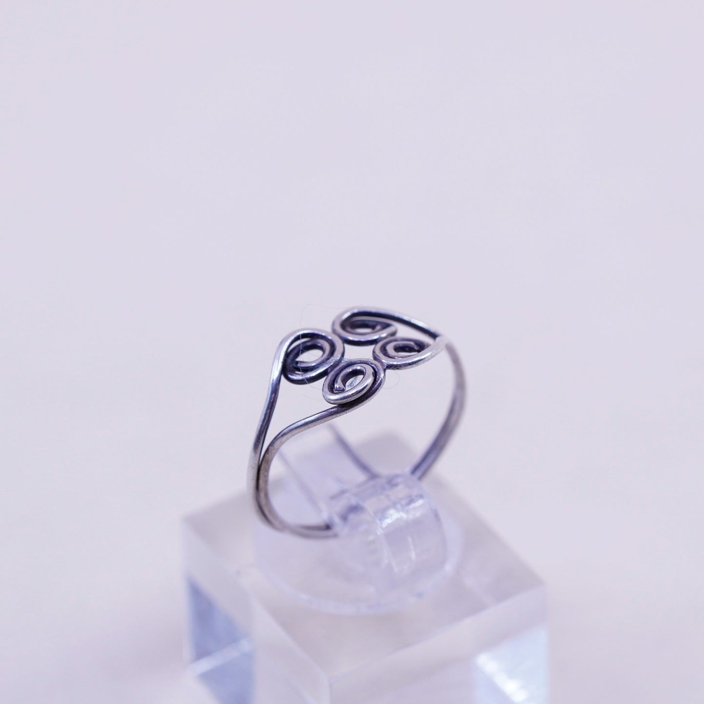 Size 5.5, vintage sterling silver handmade ring, Mexico 925 swirl pattern