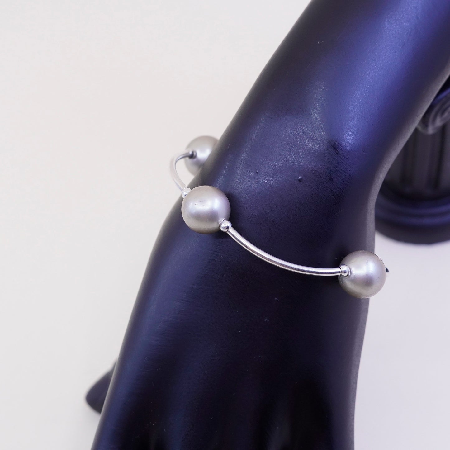 6”, handmade sterling 925 silver bar with gray pearl bracelet w/ elastic band