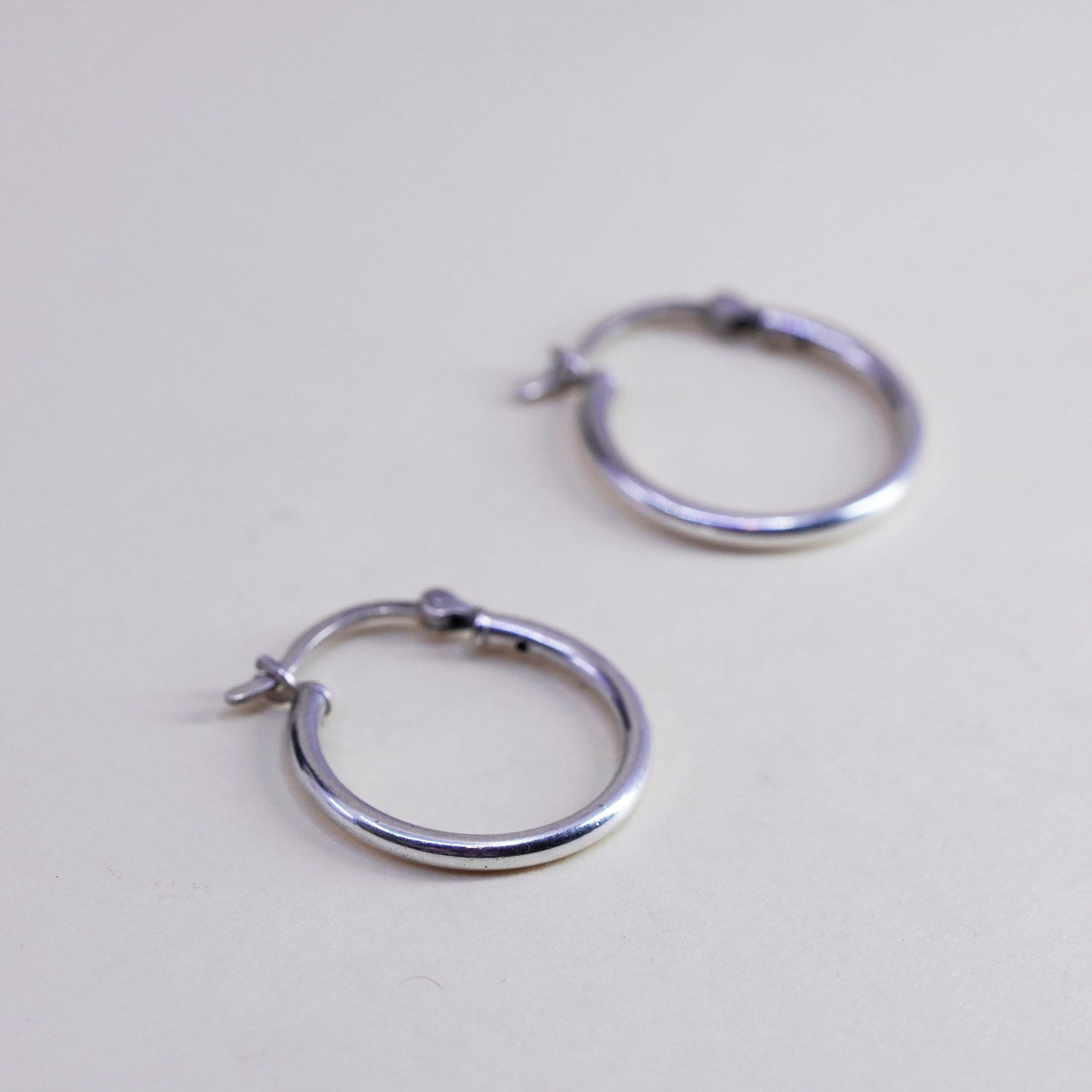 0.75”, Vintage sterling 925 silver loop earrings, minimalist primitive hoops