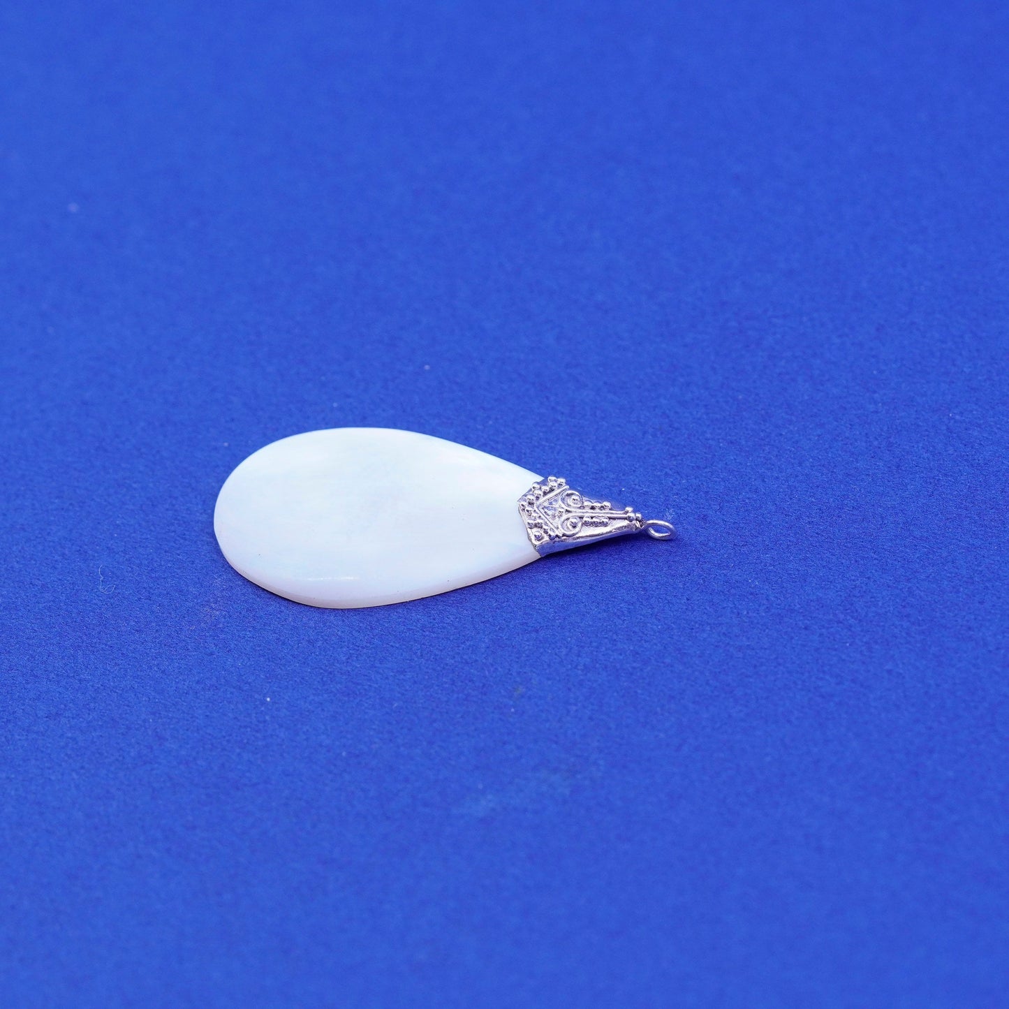 Vintage sterling 925 silver handmade pendant with teardrop mother of pearl
