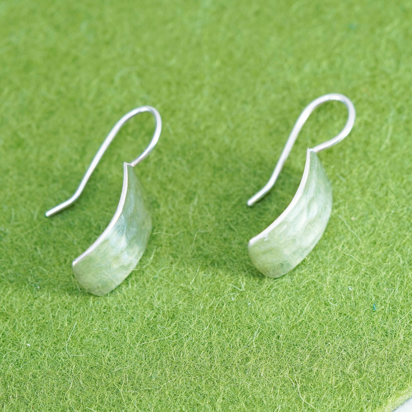 Vintage W0991 Retired Silpada Sterling 925 Silver Hammered rectangular Earrings