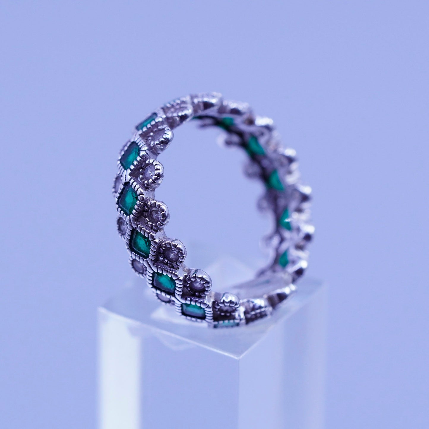Size 10, vintage Sterling 925 silver handmade band ring with cluster green Cz