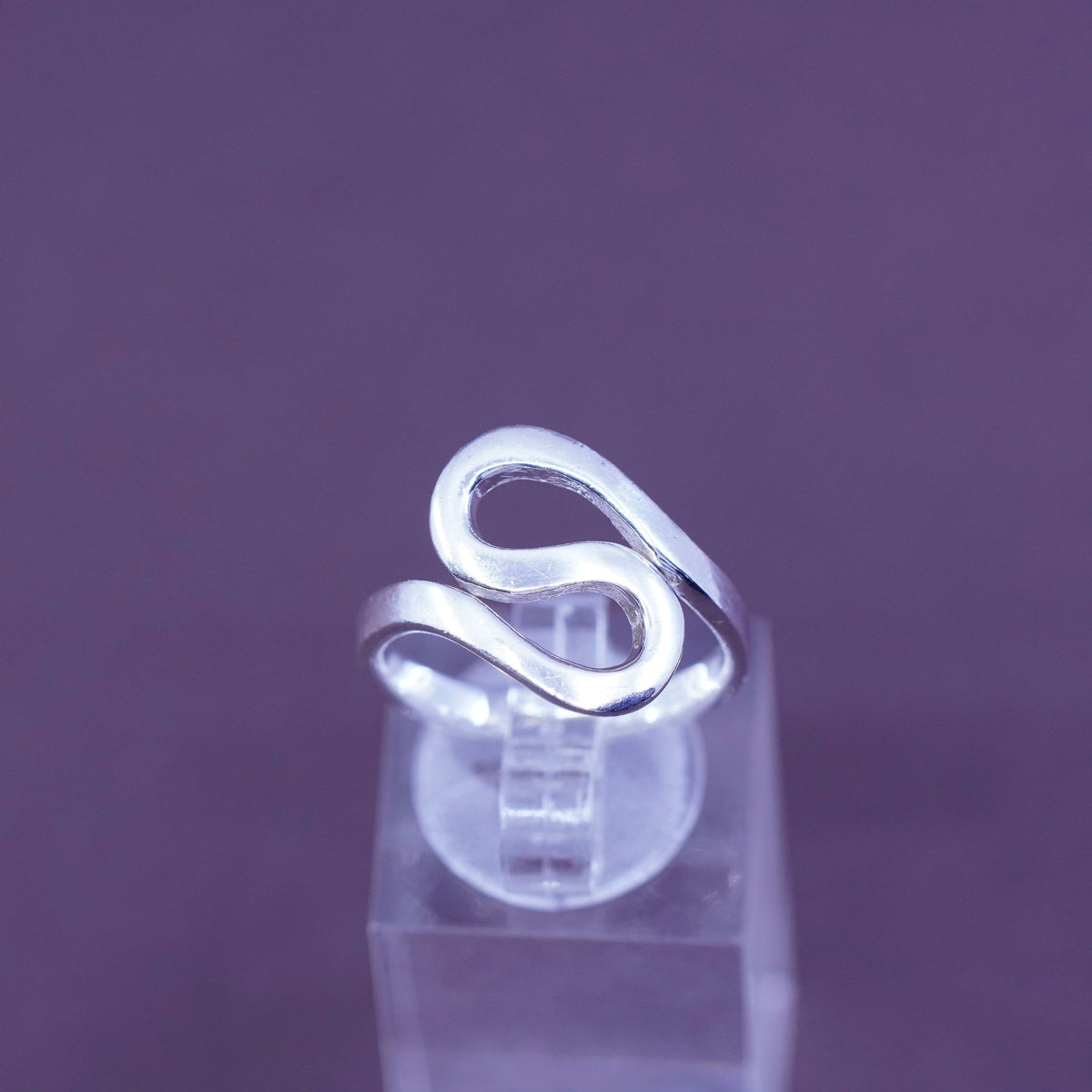 Size 6.5, vintage TMA Sterling silver handmade ring, Modern 925 wavy band