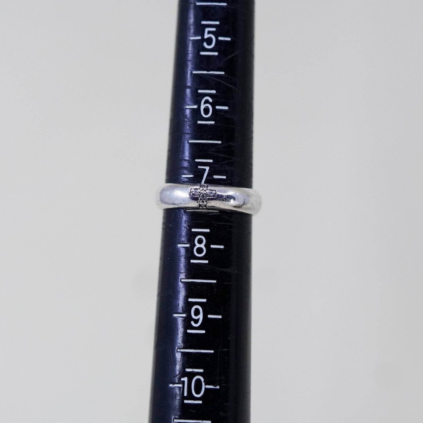 Size 7, Sterling silver ring, 925 diamond cross prayer band