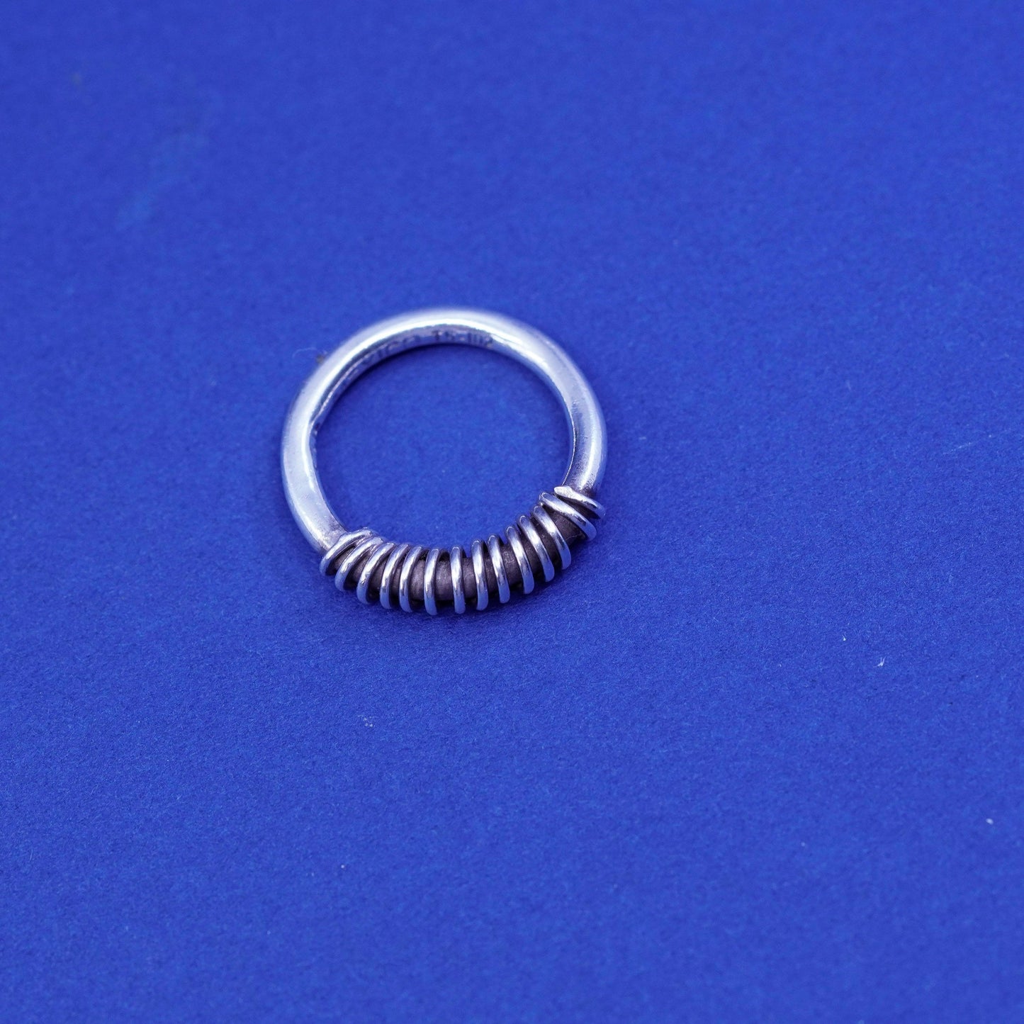 Size 3.75, vintage sterling silver ring, mexico 925 wired band
