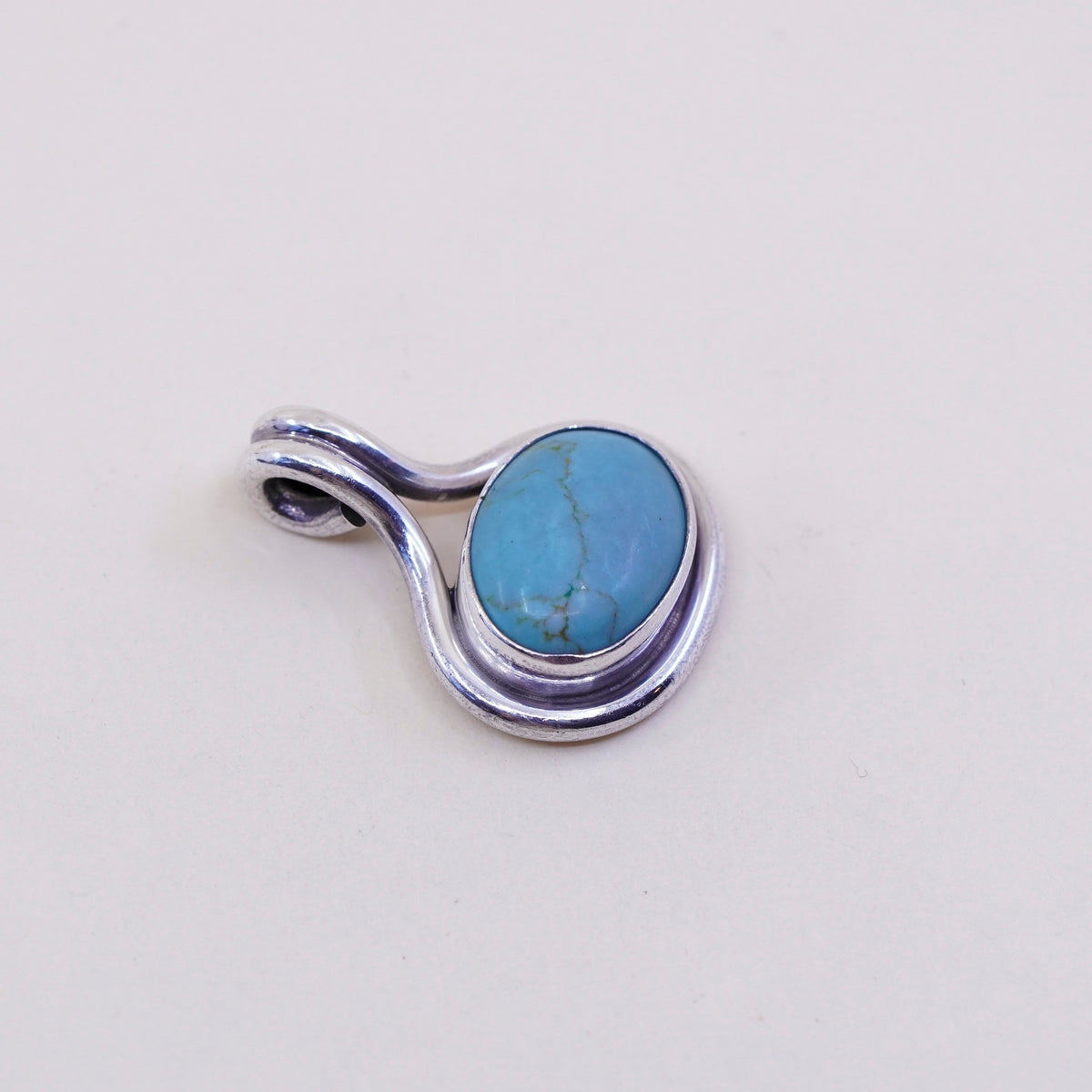 Vintage sterling 925 silver handmade pendant, taxco with oval turquoise