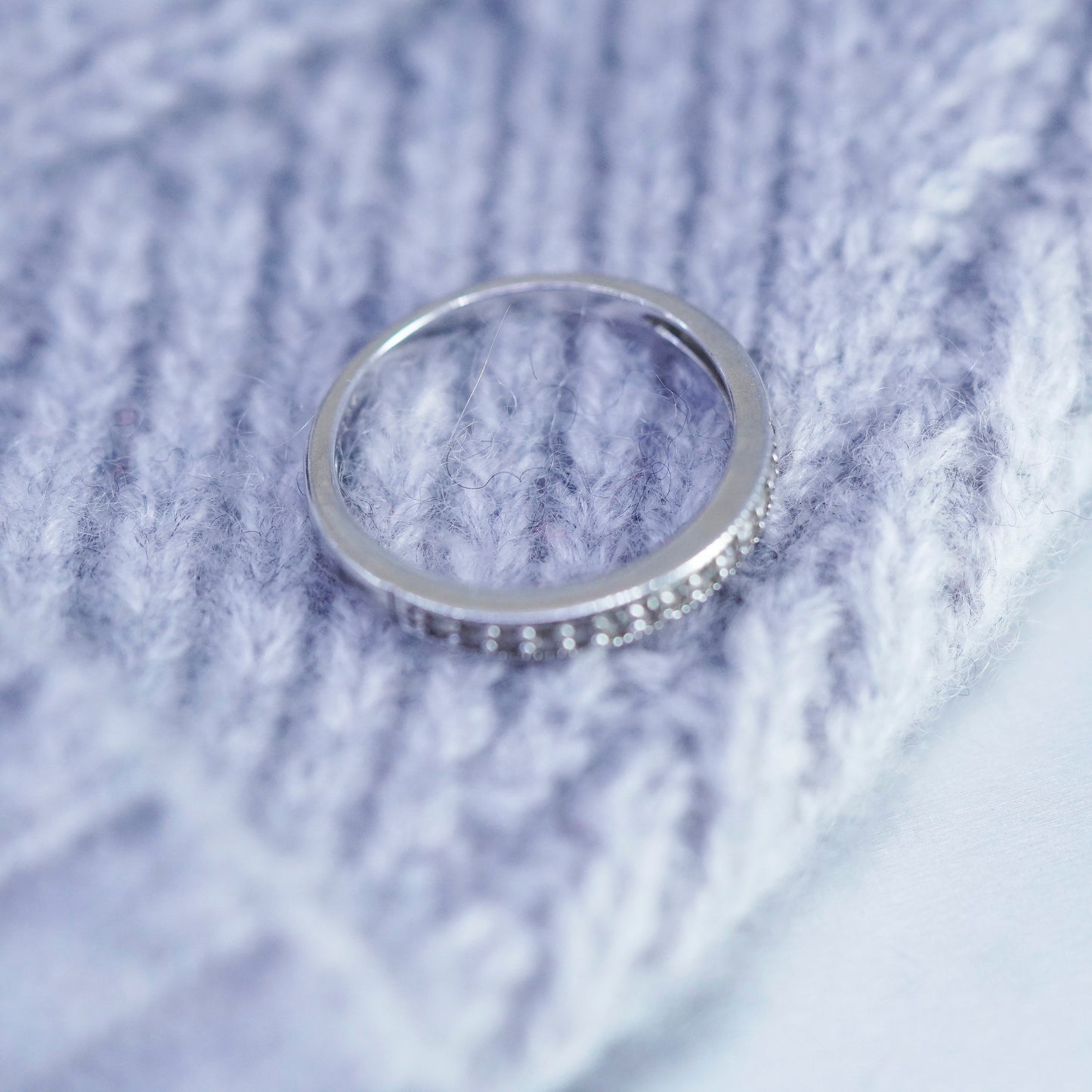 Size 8.25, vintage Sterling 925 silver wedding ring, Cz band