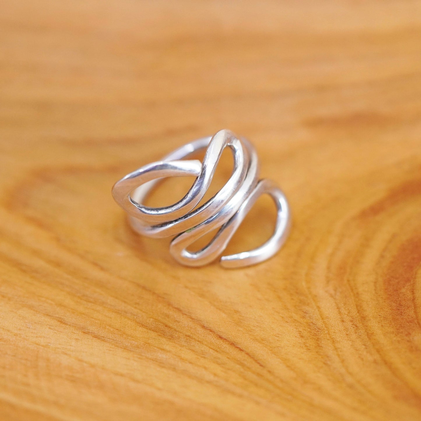 Size 6, vintage Sterling silver handmade ring, southwestern 925 swirl band