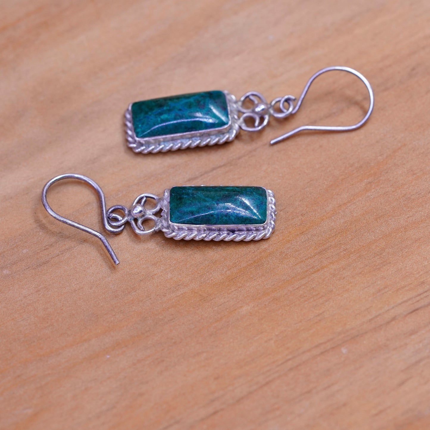 Vintage Sterling 925 silver handmade earrings with rectangular malachite