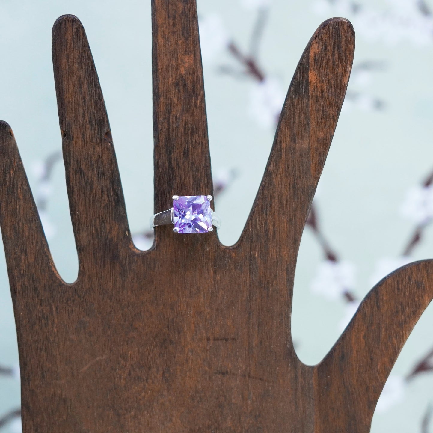 Size 7, vintage Sterling 925 silver handmade ring with amethyst