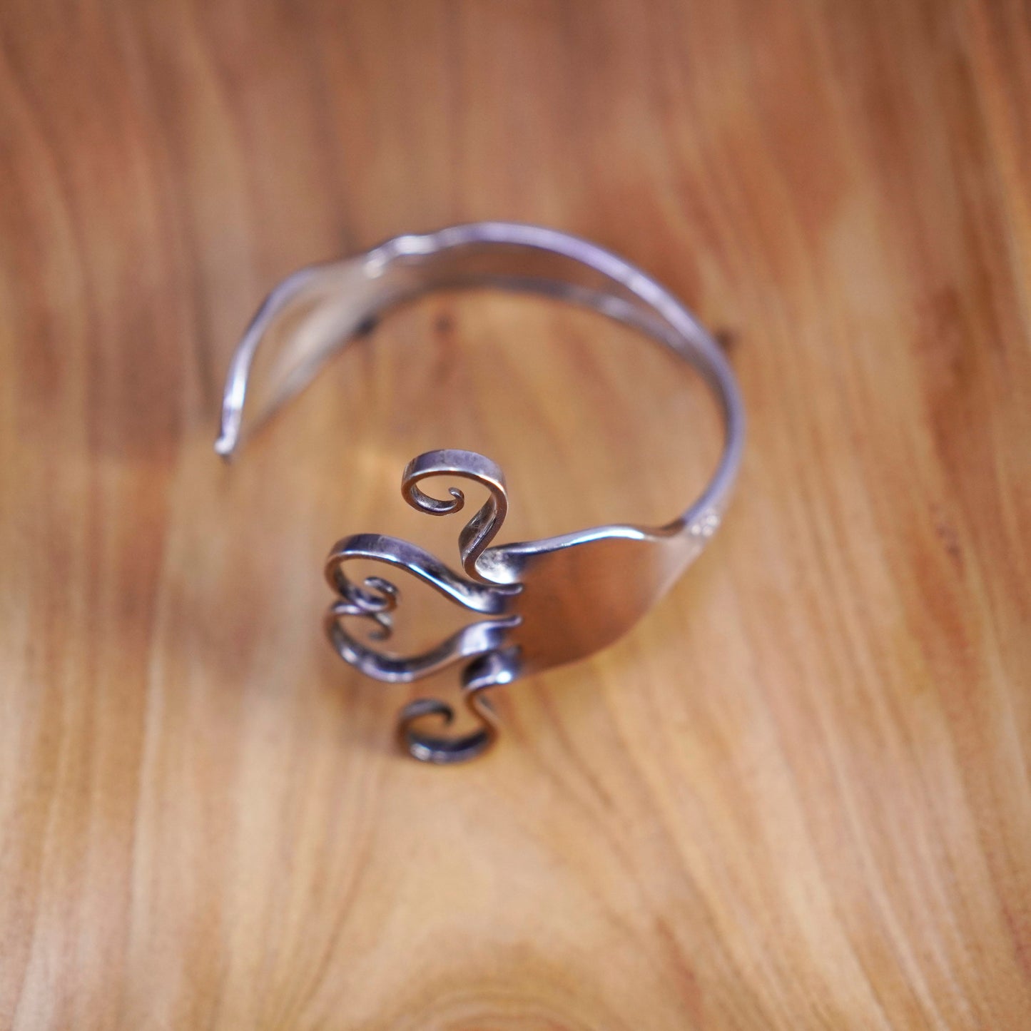 6.25”, vtg WM ROGERS Sterling 925 silver handmade bracelet, fork heart cuff