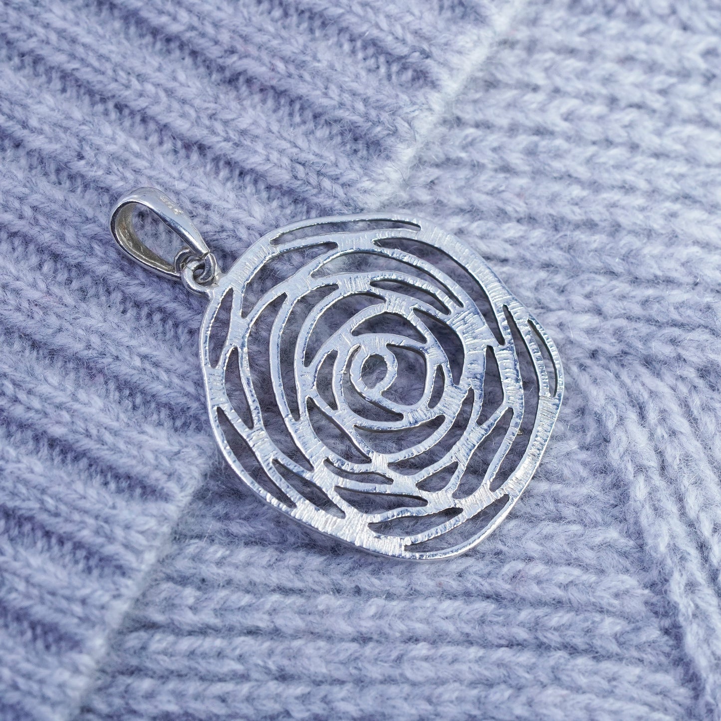 Vintage sterling 925 silver filigree flower pendant charm