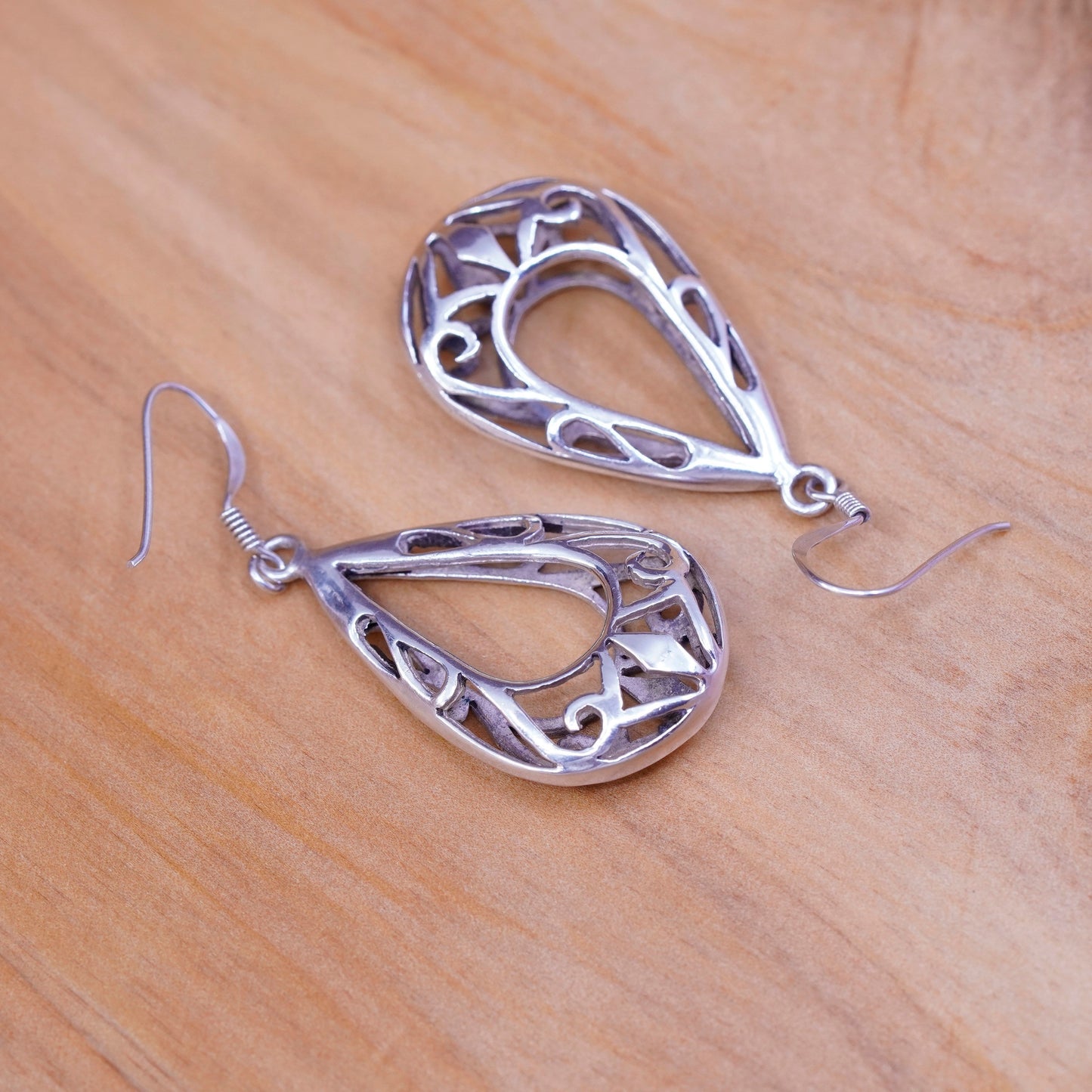 Vintage Sterling silver handmade earrings, 925 Bali Filigree teardrops
