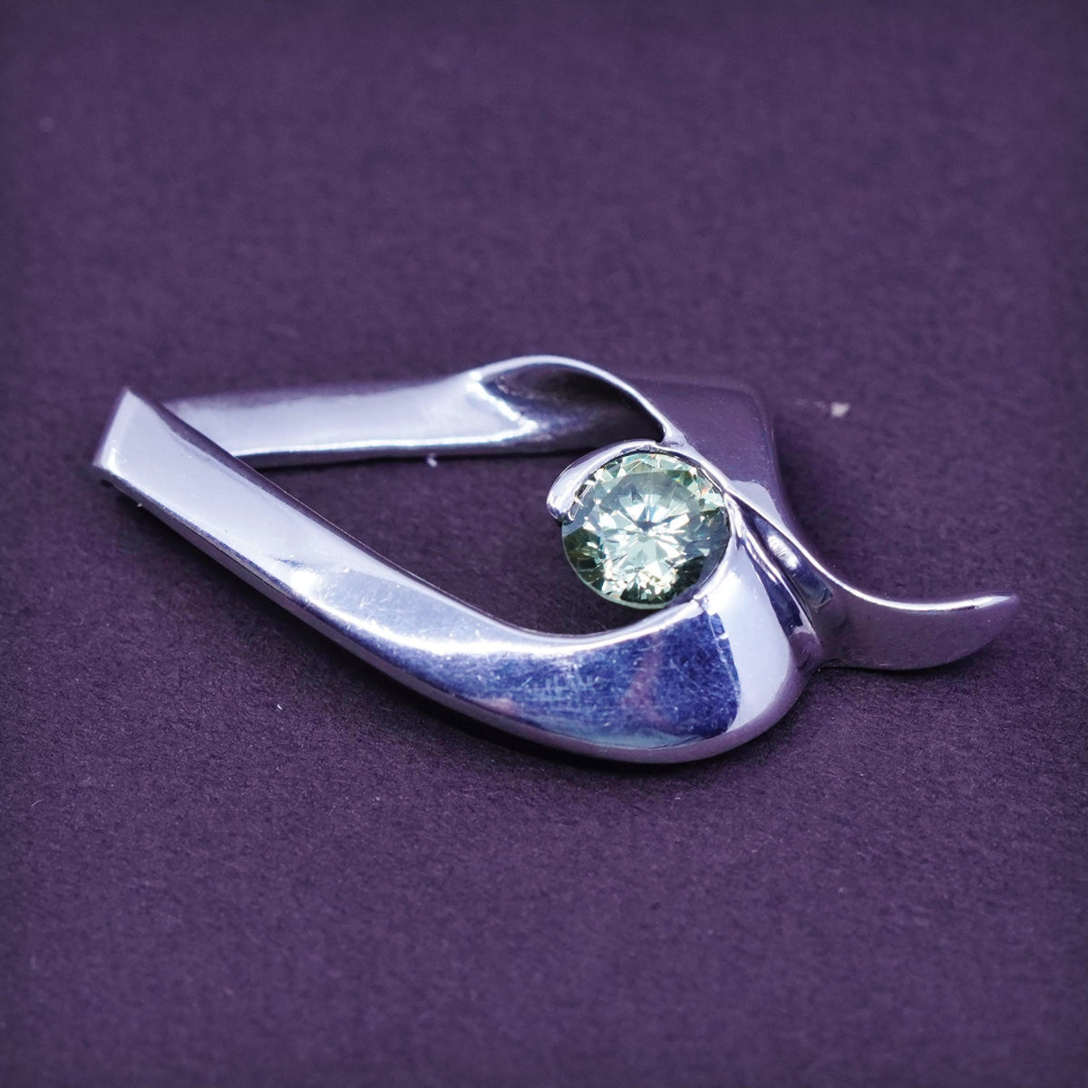Vintage Sterling silver handmade pendant, modern 925 with peridot