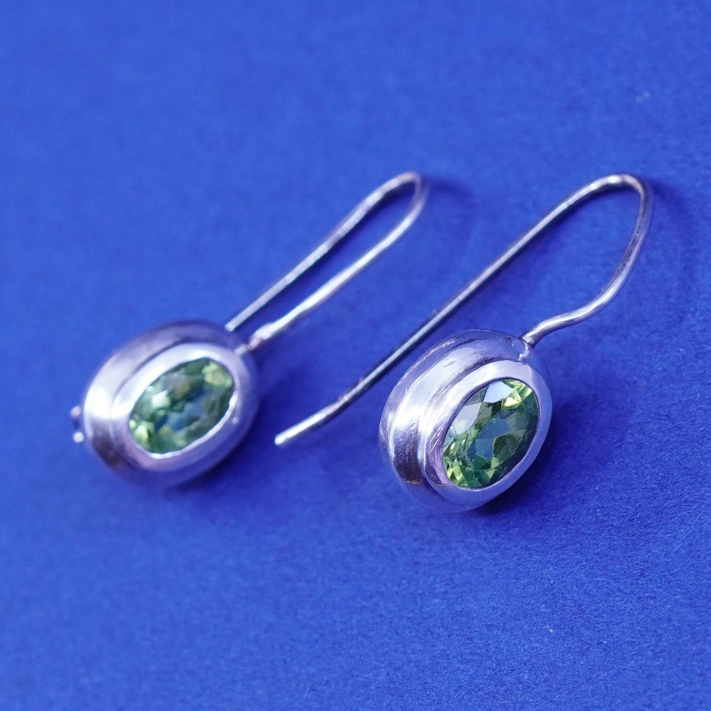 Vintage sterling silver handmade earrings, 925 oval peridot