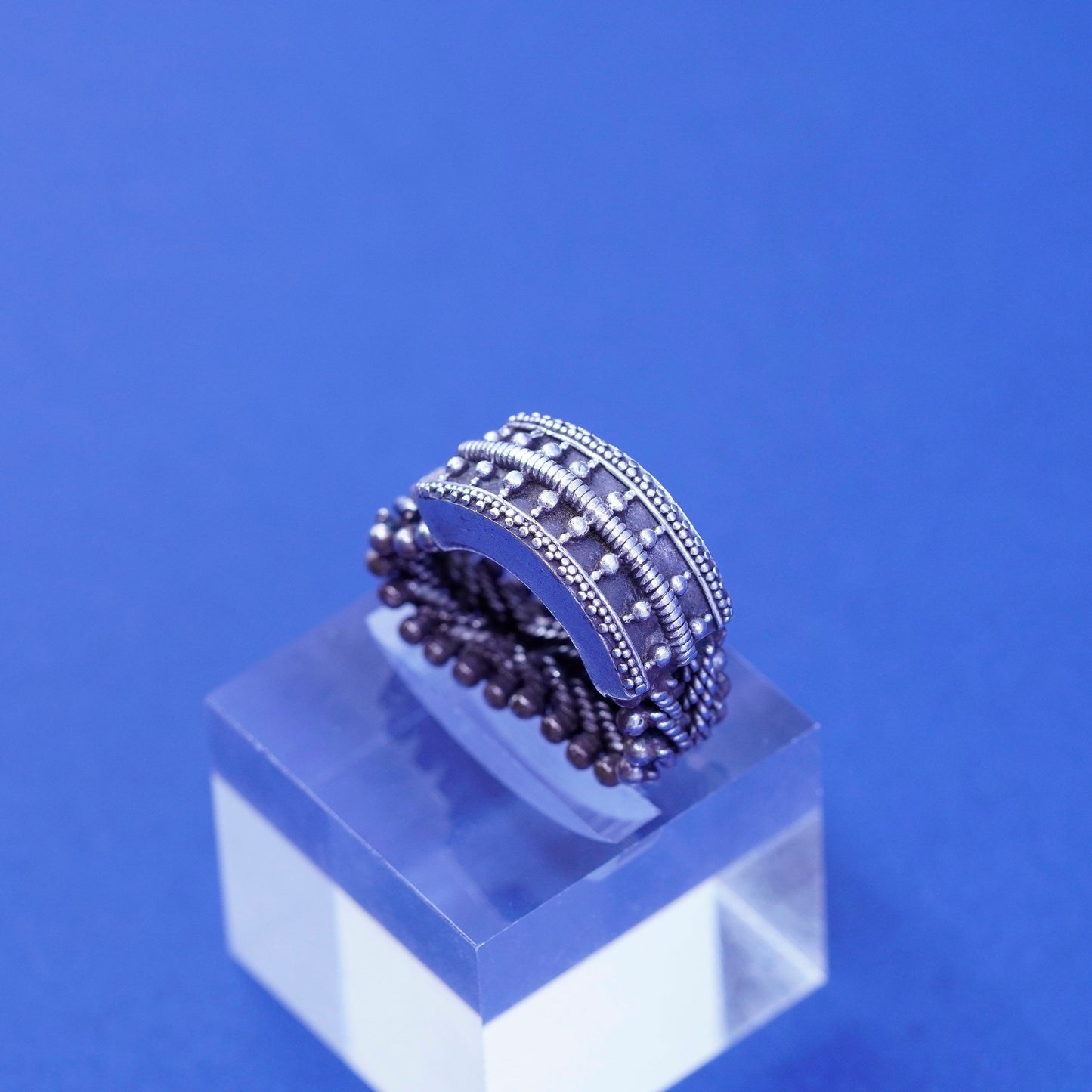 Size 8, vintage Sterling silver handmade ring, 925 texture chain band