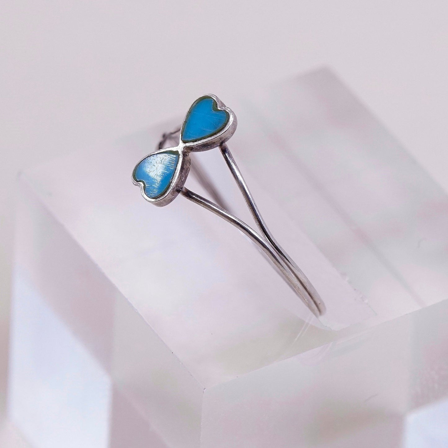 sz 8.25, vtg sterling silver handmade ring, Mexico 925 ring w/ turquoise hearts