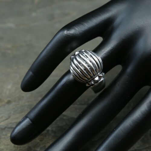 Size 8.25, Vtg Sterling Silver Handmade Ribbed Ring taxco 925 Silver Band