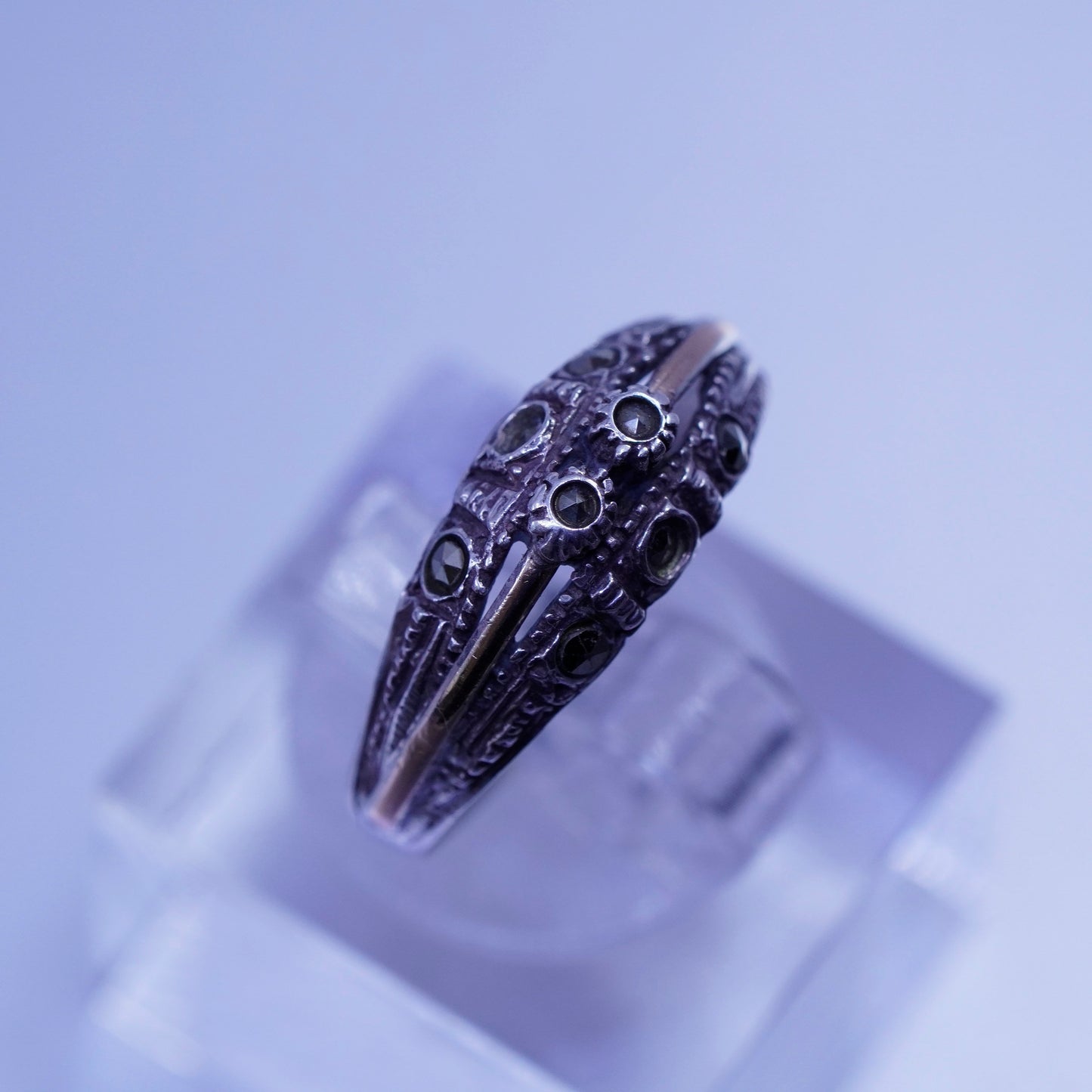 Size 6.25, vintage two tone Sterling 925 silver wedding ring, band