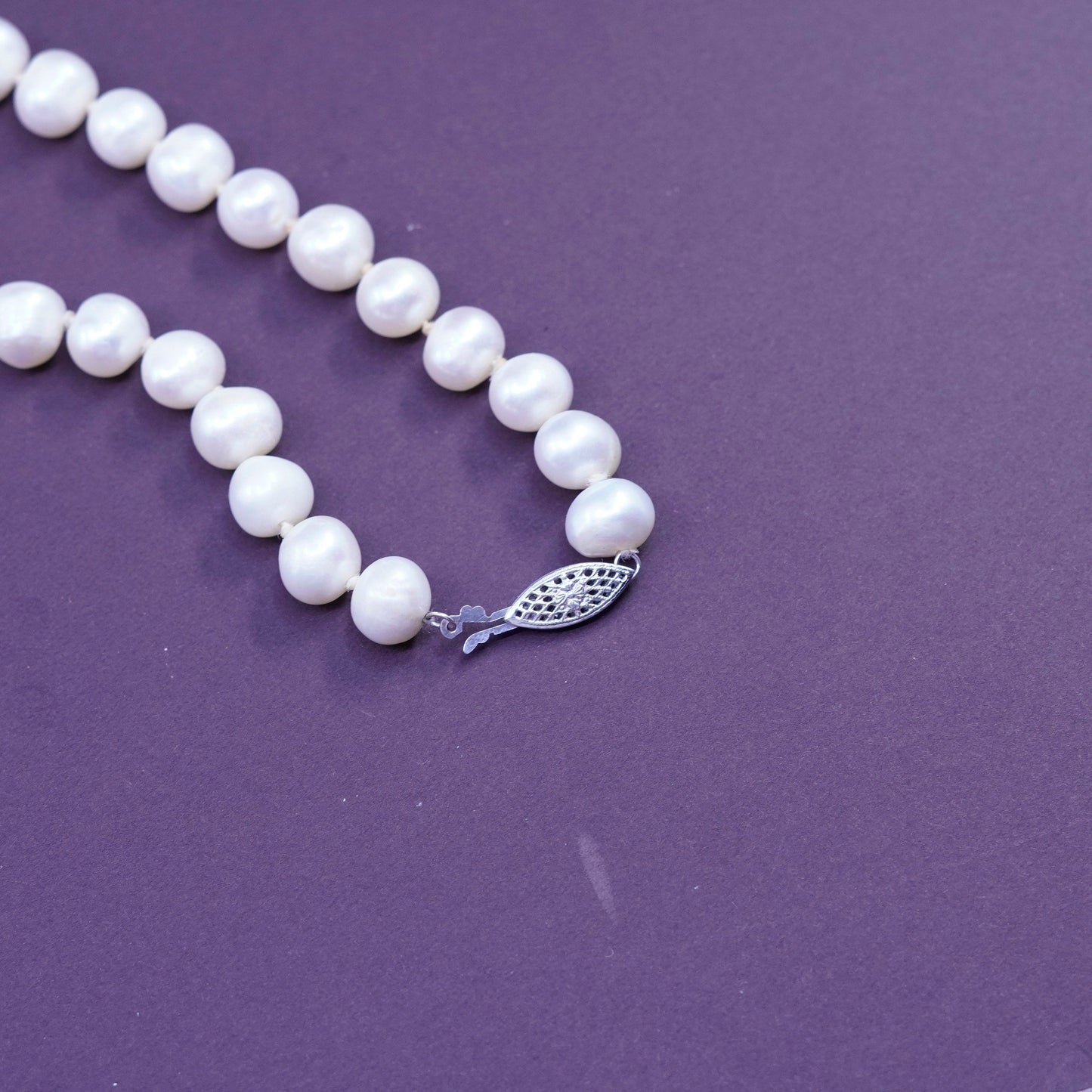 18”, vintage Sterling silver handmade necklace, 925 clasp 9-10mm pearl beads